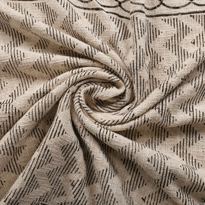 ผ้าห่มผ้าโคลนสีแดงน้ำตาลขาวพิมพ์ลายผ้าเนื้อนุ่มตกแต่งลายพิมพ์แบบพู่ห้อยสำหรับใช้ในบ้าน - Product Image 1