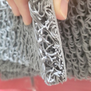 Alfombra de PVC en Rollo Tipo Espagueti de 15 mm, Calidad 3M, Impermeable, sin Respaldo, Venta al Por Mayor - Product Image 6