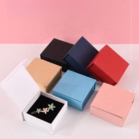 Boîtes d'emballage de bijoux de luxe personnalisées en gros avec laminage mat et gaufrage, boîte à tiroir recyclable pour montres et colliers