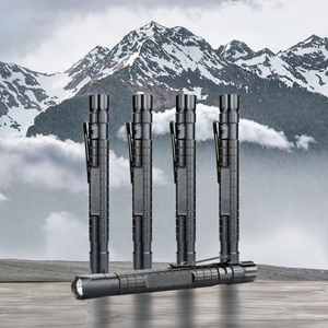 Penna Medica Portatile per Dottori e Infermieri, Torcia Tascabile in Lega di Alluminio, Mini Torcia Riutilizzabile - Product Image 3