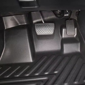 Alfombrilla de Piso para Auto 5D de TPE Decorativa de Alta Calidad y Estilo Ejecutivo, Apta para Skoda KAMIQ 2018 en Adelante - Product Image 5