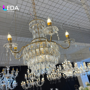 อุปกรณ์จัดงานแต่งงาน LEDA โคมไฟแขวนสีทอง ตกแต่งเพดานงานแต่งงาน โคมไฟระย้าโลหะพร้อมลูกปัดอะคริลิค โคมไฟเพดานห้องโถง - Product Image 1