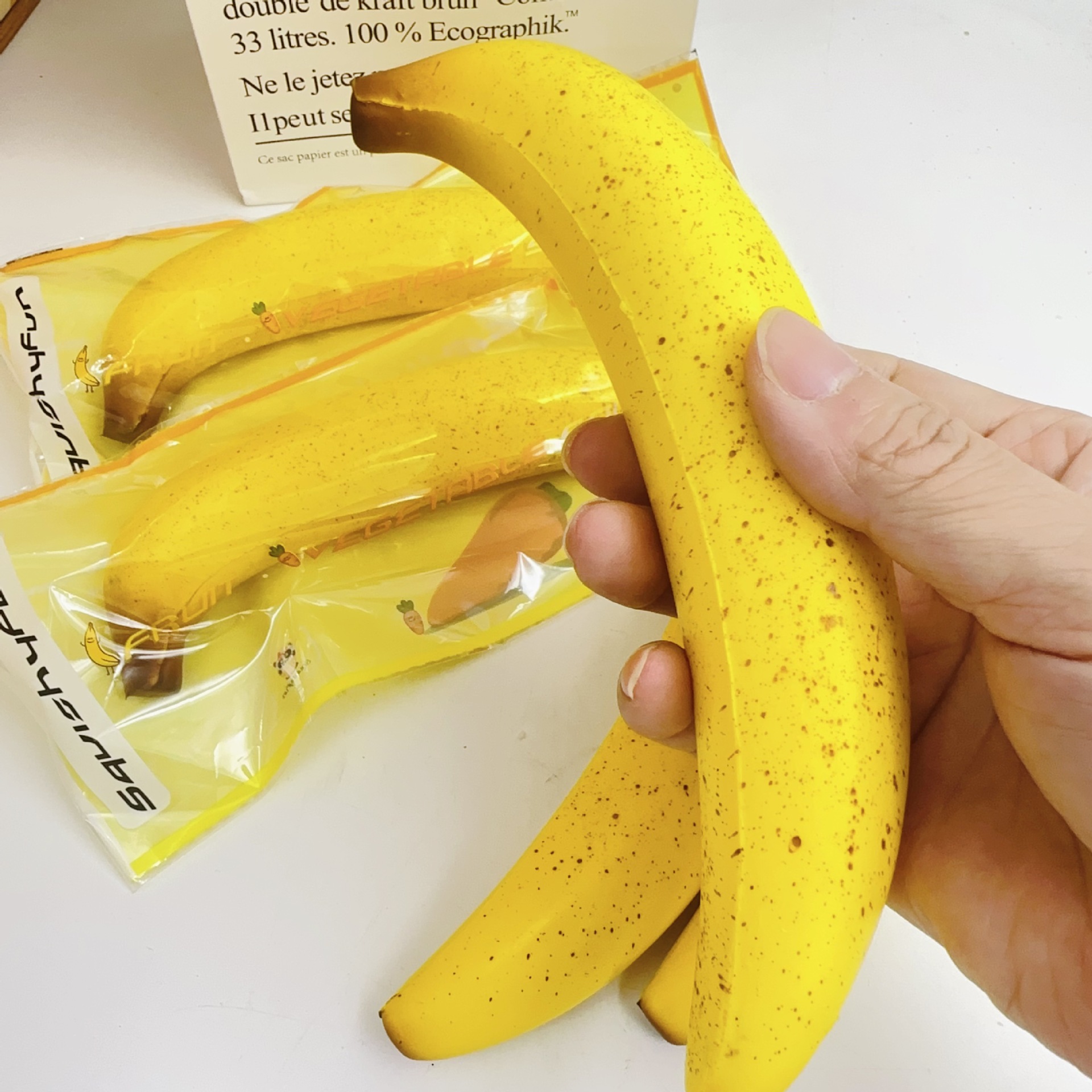 20509- Banane mûre style mouchetée