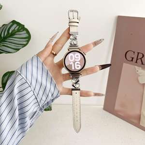 Bracelets de luxe pour femmes Upro designer pour Apple Watch, bracelet de montre en cuir véritable avec chaîne en métal, bracelet de montre avec diamants - Product Image 1