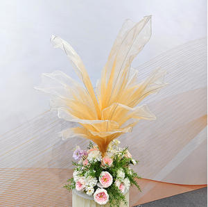 Fleurs de table élégantes et innovantes en organza pour la décoration de table de mariage, la décoration de vitrine, l'hôtel - Product Image 3