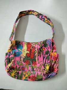 Bolsa de Viaje de Fin de Semana de Lujo Hecha a Mano, con Estampado de Bloques de Algodón, Acolchada, de Gran Capacidad, Resistente, para Deportes, Viajes, Gimnasio, Yoga - Product Image 4