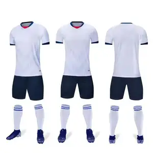 批发男女普通足球服装定制儿童足球套装3d数码打印全套足球套装制服