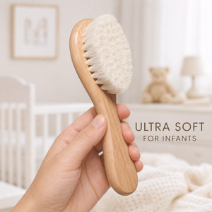 Brosse pour bébé en bois écologique avec poils de chèvre de qualité supérieure - Outil de toilettage pour nourrissons à poils doux - Cadeau idéal pour la liste de naissance - Product Image 4