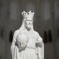 Statue de Jésus en marbre blanc, église religieuse catholique décorée en pierre naturelle