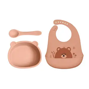 유아용 BPA 무료 아기 수유 용품 아기 수유 용품 세트 실리콘 흡입 플레이트 턱받이 컵 세트