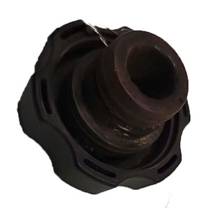 Chevrolet Malibu <b>Radiator</b> Coolant <b>Cap</b> 15075119 Surge Tank 15 PSI Expansion Reservoir - Product Image 2