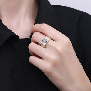 ファッションジュエリーデイリーウェア925スターリングシルバーメンズウェディングMoissaniteリング - Product Image 2