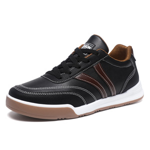 Chaussures de sport décontractées tendance pour hommes et femmes, style running, prix de gros - Product Image 1