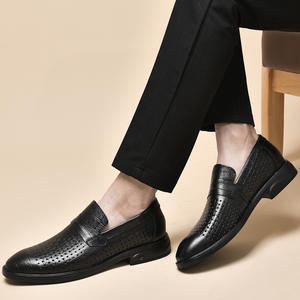 Chaussures d'été pour hommes en cuir véritable ajouré, respirantes et confortables, idéales pour le bureau et les affaires - Product Image 4