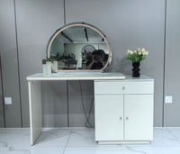 Coiffeuse de chambre moderne et minimaliste style crème avec miroir éclairé, panneau MDF haut de gamme, armoire de rangement intégrée personnalisable