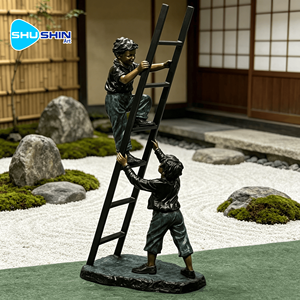 Scultura in bronzo personalizzata a grandezza naturale di ragazzi che salgono su una scala, per arte pubblica da esterno - Product Image 5