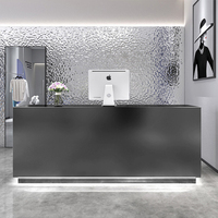 Bureau moderne en acier inoxydable Design Silver Hotel Réception Bureau de caissier de salle de sport et à diverses fins commerciales.