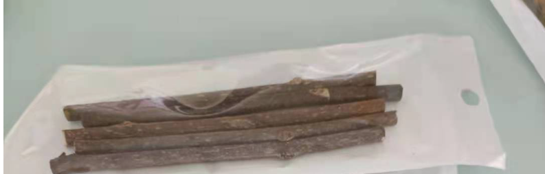 Five pieces per pack