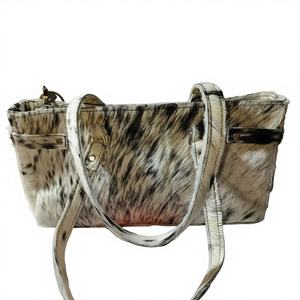 Sac à main pour femme en cuir de vachette personnalisable, bandeau tendance, nouvel accessoire de créateur avec fourrure véritable, bandoulière durable - Product Image 1