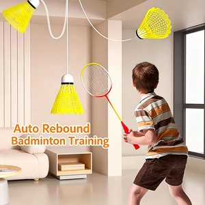 Entraîneur de badminton mural pour entraînement individuel avec corde élastique réglable en hauteur et volant de rebond pour utilisation à domicile ou en salle de sport - Product Image 6