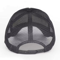 Unisex zwarte trucker pet met grafische print, ademende mesh achterkant met klittenbandsluiting, casual streetwear hoofddeksel