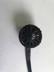 Kit de carreras FPV de alta velocidad con motor sin escobillas Helicóptero magnético de vuelo violento de largo alcance Compatible con motor sin escobillas de 600kv - Product Image 4