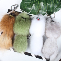 Porte-clés adorable en fourrure de renard avec queue détachable, pelucheux, mignon, design portable pour un style extérieur polyvalent