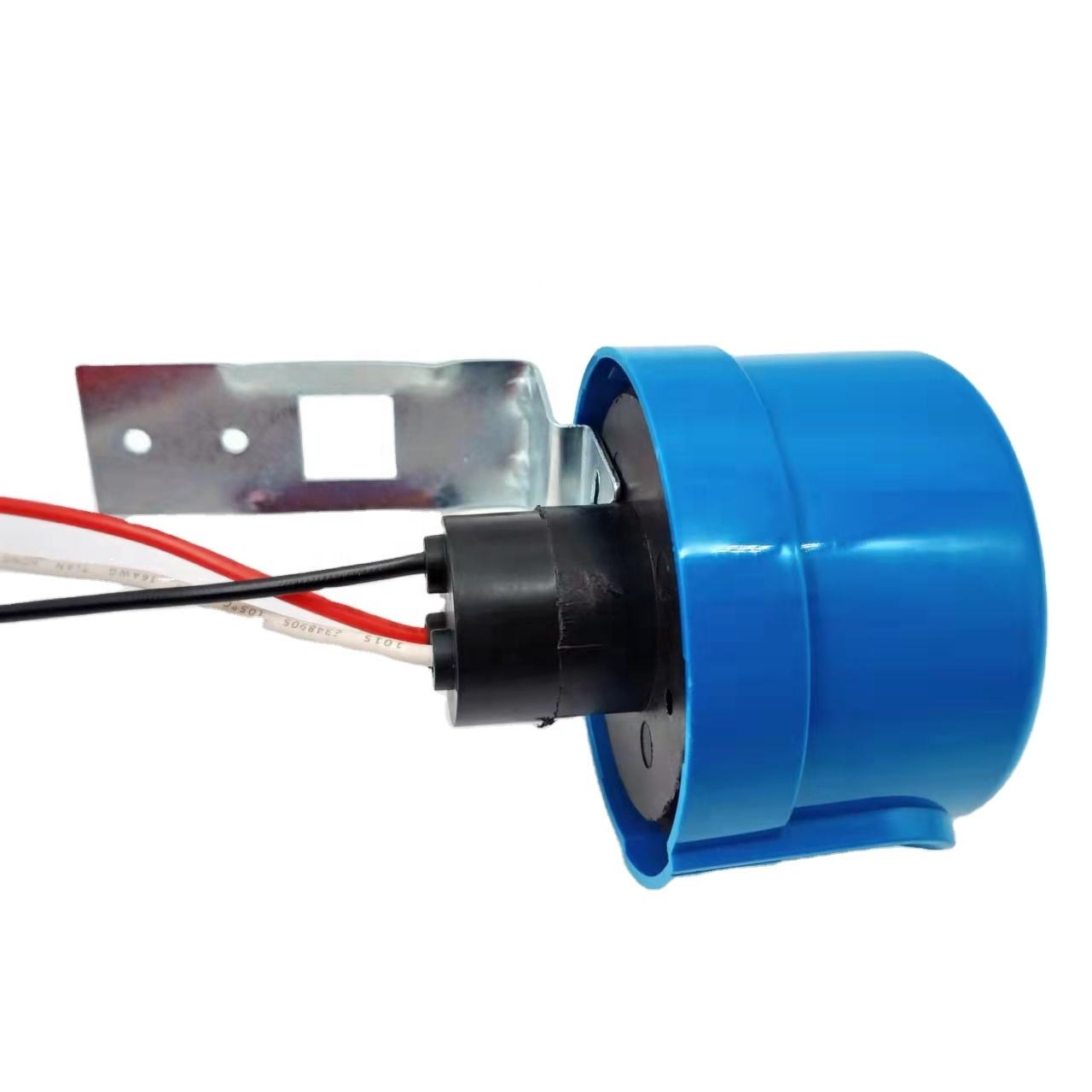 IGERCN THC-305 Outdoor Inductive Switch 220V Thunder-proof Photo-Electric Light Control Street Light Sensor IP44 5-50LUX Sensing