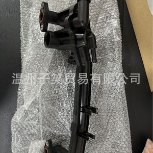 ท่อทำความร้อนสำหรับระบบ HVAC Lr100040 Aj814008 Lr186834 พลาสติก ABS รูปทรงสี่เหลี่ยมผืนผ้าแบบยืดหยุ่น - Product Image 4