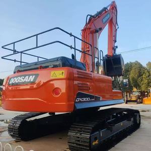 Hete Aanbieding Gebruikt <span class=keywords><strong>Doosan</strong></span> <span class=keywords><strong>DX300</strong></span> Mini Rupskraan 5-tons Landbouw met PLC Pomp & Versnellingsbak - Japanse Oorsprong - Product Image 4
