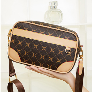 <span class=keywords><strong>Sac</strong></span> carré de luxe pour <span class=keywords><strong>femme</strong></span> avec large bandoulière, <span class=keywords><strong>sac</strong></span> à <span class=keywords><strong>main</strong></span> tendance imprimé pour <span class=keywords><strong>femme</strong></span> - Product Image 1