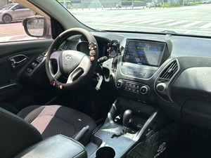 Hyundai ix35 2015 2.0L Auto 2WD Comfort SUV, Autos Usados, Autos de Segunda Mano, Auto Económico para Exportación - Product Image 5