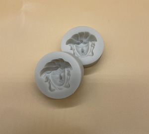 Hai Kích Thước Của 3D Medusa Silicone Khuôn Fondant Bánh Sô Cô La Khuôn Xà Phòng Nến Lollipop Clay Silicone Khuôn - Product Image 3