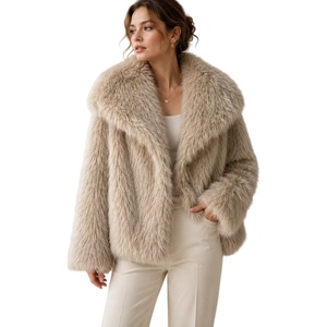 Abrigo corto de invierno para mujer, de piel sintética, con un gran solapa esponjoso, hecho de piel sintética de zorro, cálido y elegante. - Product Image 4