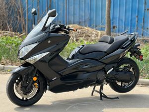Yamaha <span class=keywords><strong>TMAX</strong></span> 500 Moto à essence d'occasion - Product Image 2