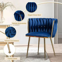 Fauteuil de style moderne avec accoudoirs en métal doré pour salon, maison et hôtel