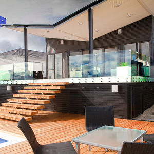 환상적인 새로운 계단 난간 디자인 얼굴 장착 스테인레스 스틸 스탠드 오프 강화 유리 발코니 난간 판매 - Product Image 5