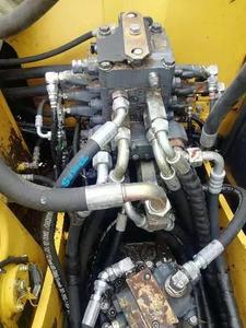 Excavadora de segunda mano, peso operativo de 6 toneladas con motor y motor como componentes principales, precio bajo - Product Image 5