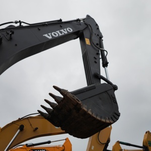 รถขุดตีนตะขาบ Volvo EC360BLC มือสองจากสวีเดน น้ำหนัก 36 ตัน รถขุดงานหนัก สีเดิมจากโรงงาน ชั่วโมงการทำงานต่ำ พร้อมส่งออก - Product Image 6