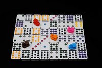JUXING Ensemble de dominos à double 12 points colorés 91 tuiles Jeu de train mexicain Carreaux en plastique avec boîtier en aluminium