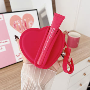 Bolsa de silicona moderna con forma de corazón para lápiz labial, brillo labial, estuche portátil para auriculares, monedero, bolsa de almacenamiento de cosméticos, personalizada - Product Image 4