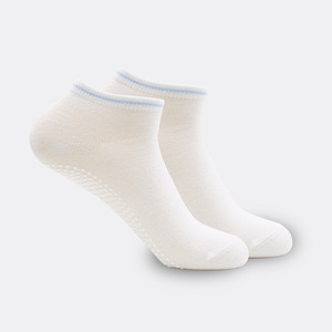 <b>Hot</b> Selling High-quality Anti slip Yoga <b>Socks</b>, Suitable for Indoor Sports and Fitness, Comfortable, Breathable and Customizable - Product Image 2