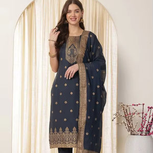 เสื้อยืดพิมพ์ลายดอกไม้สำหรับผู้หญิงพิมพ์ลายดอกไม้พร้อมกางเกงและเดียน - Product Image 1