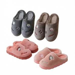 Yandie 803 Pantofole Invernali da Casa per Esterni, Impermeabili con Luci, Motivo Cartone Animato, Punta Aperta, Calde, Materiale Superiore in Pile, Fodera in Pile, Suola in EVA - Product Image 1