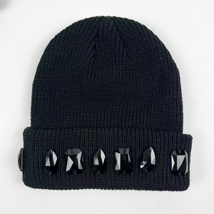 Bonnet de <span class=keywords><strong>mode</strong></span> de style personnalisé de haute qualité avec strass OEM & ODM pour le voyage Bonnet d'hiver de couleur personnalisée pour dames - Product Image 3