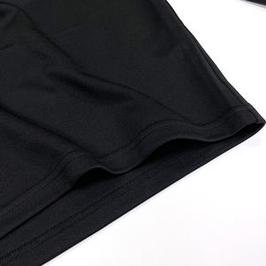 Maillot de football personnalisé avec numéro, design par sublimation, style rétro classique, manches courtes, 100% polyester respirant - Product Image 3