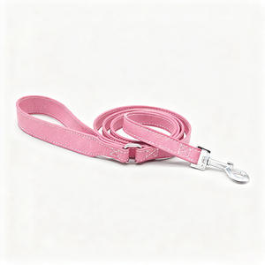 Conjunto de Arnés y Collar de Cuero de Lujo para Perros - Grabado Personalizado para Mascotas Exclusivas - Product Image 2