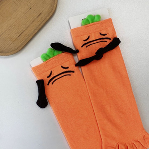 <b>Cute</b> Carrot Cartoon Mid-Calf <b>Socks</b> For Women Breathable Five-Finger Design Summer Wear Orange Color With Green Top - Product Image 1