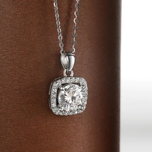 Collar con colgante geométrico cuadrado para mujer, joyería de moda sencilla para uso diario - Product Image 6