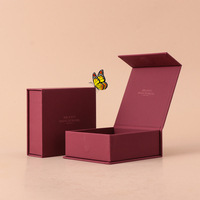Boîte à tiroirs BRAVO faite à la main haut de gamme personnalisable avec gaufrage, revêtement en feuille d'or, doublure en éponge, pelliculage brillant, certifiée ISO9001, UV